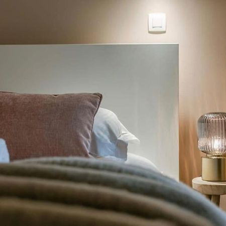 Juan - Stijlvol Appartement Met Uitzicht Op De Kaai Oostende Eksteriør bilde